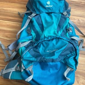 Deuter ACT Lite 45+10 SL Hiking Backpack Pack  Trekking Blue